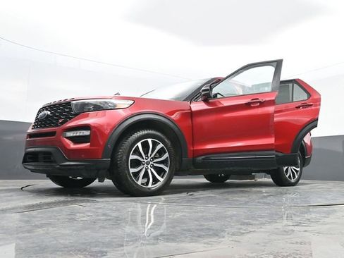 Used 2022 Ford Explorer ST image 36