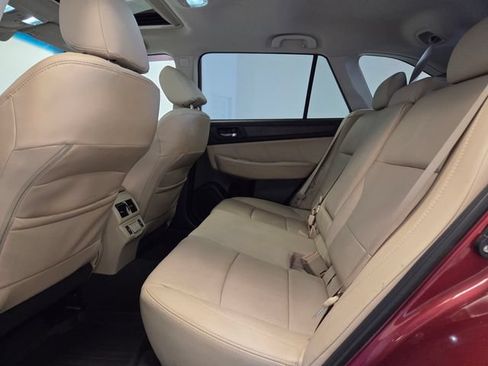 Used 2019 Subaru Outback 2.5i Limited w/ Popular Package #2 AWD/4WD image 10
