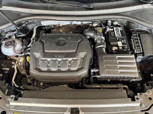 Used 2021 Volkswagen Tiguan SE AWD/4WD image 21