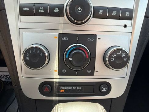 Used 2009 Chevrolet Malibu LT w/ HFV6 Engine Package FWD image 18