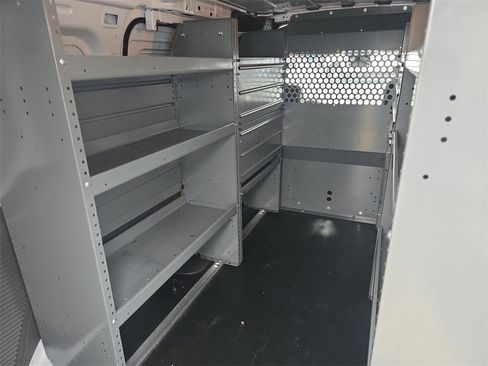 Used 2020 Ford Transit Connect XL image 26