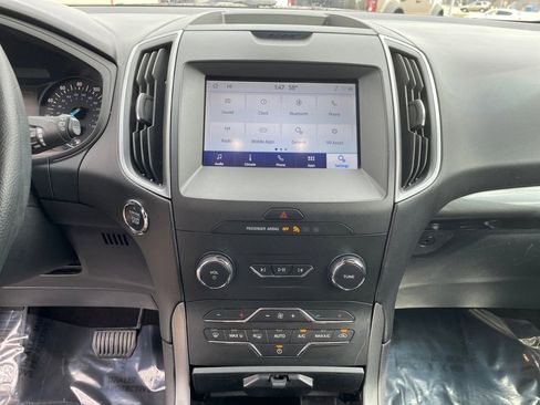 Used 2020 Ford Edge SE image 22