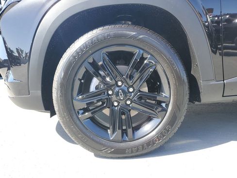 New 2026 Chevrolet Trax ACTIV FWD image 7