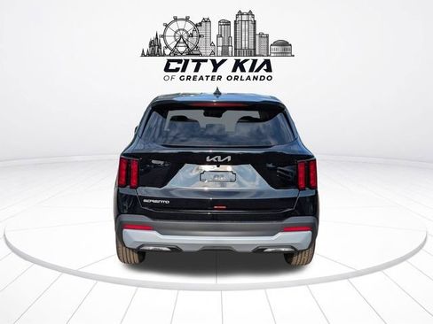New 2026 Kia Sorento LX FWD image 5