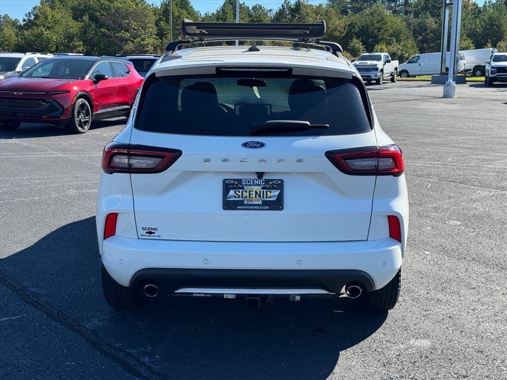 Used 2024 Ford Escape ST-Line w/ Tech Pack #1 FWD image 4