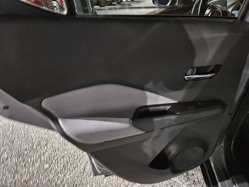 Used 2023 Nissan Kicks SR w/ SR Premium Package FWD image 10