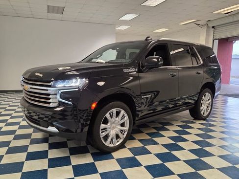 Used 2021 Chevrolet Tahoe High Country AWD/4WD image 3