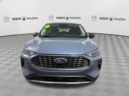 Used 2023 Ford Escape Active AWD/4WD image 2