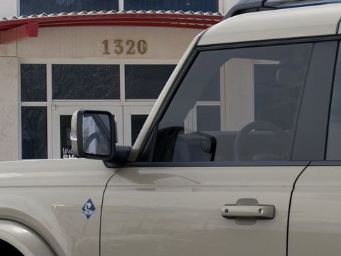New 2025 Ford Bronco Outer Banks image 23