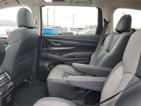 Used 2022 Subaru Ascent Onyx Edition image 35