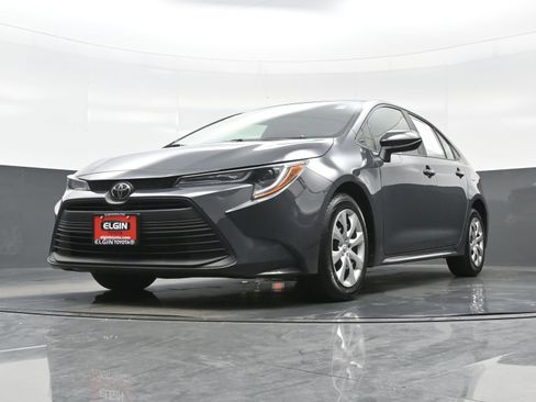 Used 2024 Toyota Corolla LE FWD image 26