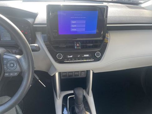 Certified 2024 Toyota Corolla Cross L image 18