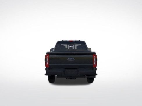 New 2026 Ford F250 Lariat w/ Black Appearance Package AWD/4WD image 7