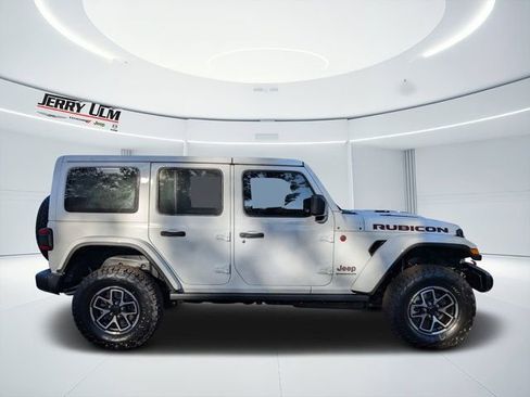 New 2026 Jeep Wrangler Unlimited Rubicon image 2