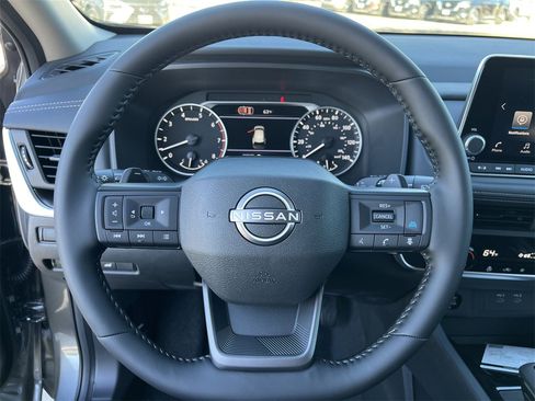 New 2026 Nissan Rogue SV image 9