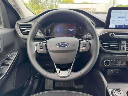 Used 2025 Ford Escape Active w/ Cold Weather Package AWD/4WD image 22