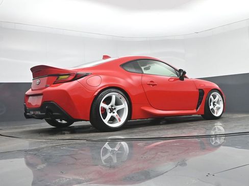Used 2023 Toyota GR86 Premium RWD image 48