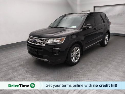 Used 2018 Ford Explorer XLT w/ Equipment Group 202A AWD/4WD image 1