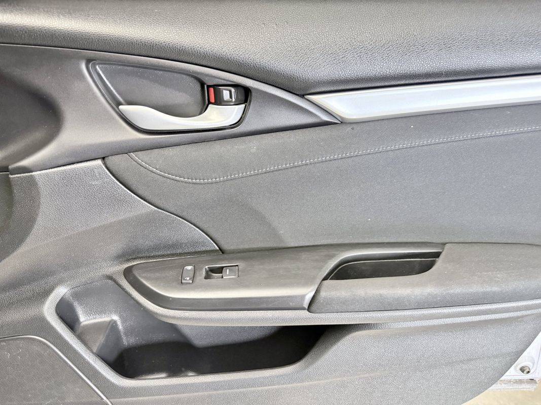 Used 2019 Honda Civic EX image 16