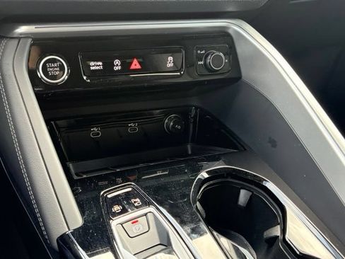 Certified 2025 Audi Q5 Premium Plus w/ Premium Plus AWD/4WD image 10