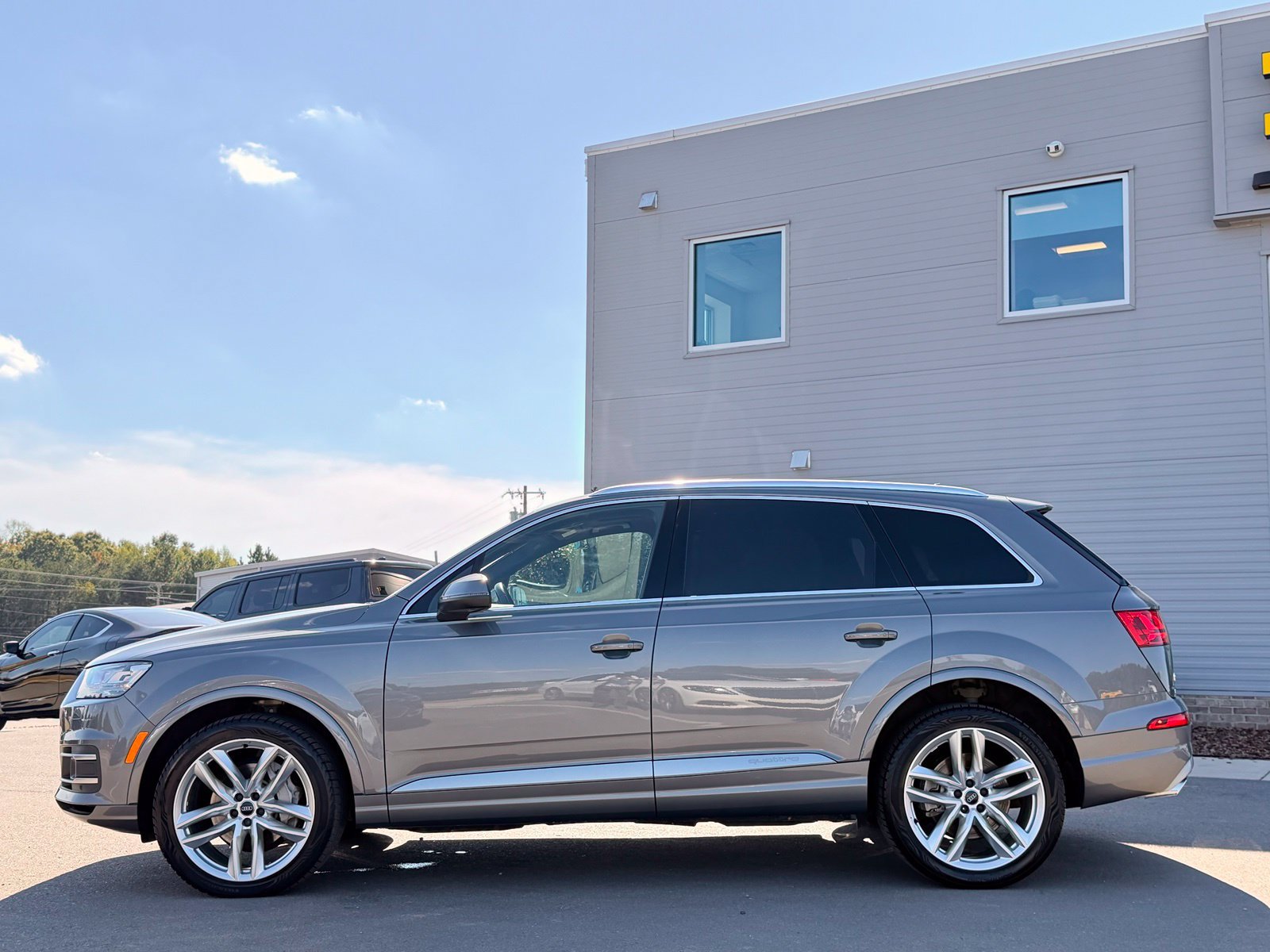 Used 2018 Audi Q7 3.0T Prestige w/ Prestige Package AWD/4WD image 17