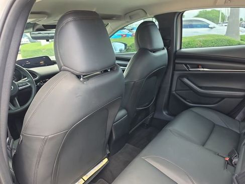 Used 2023 MAZDA MAZDA3 s FWD image 10