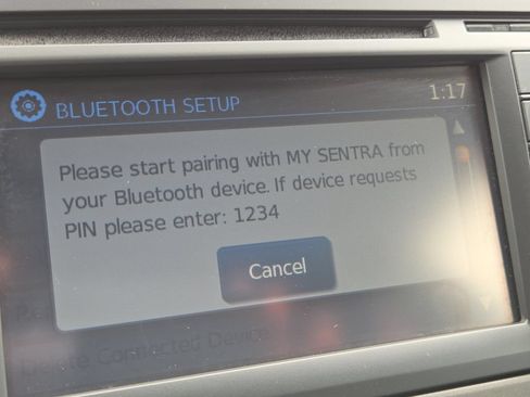 Used 2013 Nissan Sentra SR w/ Premium Pkg FWD image 11