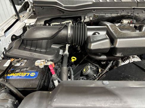 Used 2017 Ford F250 XL w/ Power Equipment Group AWD/4WD image 23