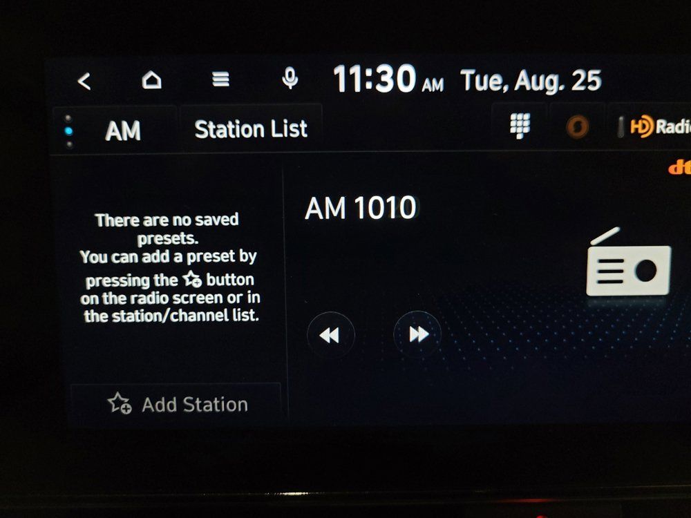 Used 2023 Hyundai Elantra SEL w/ Convenience Package FWD image 25