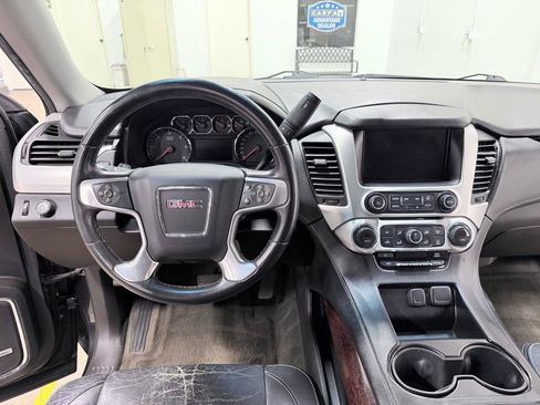 Used 2015 GMC Yukon XL SLE w/ Convenience Package RWD image 39