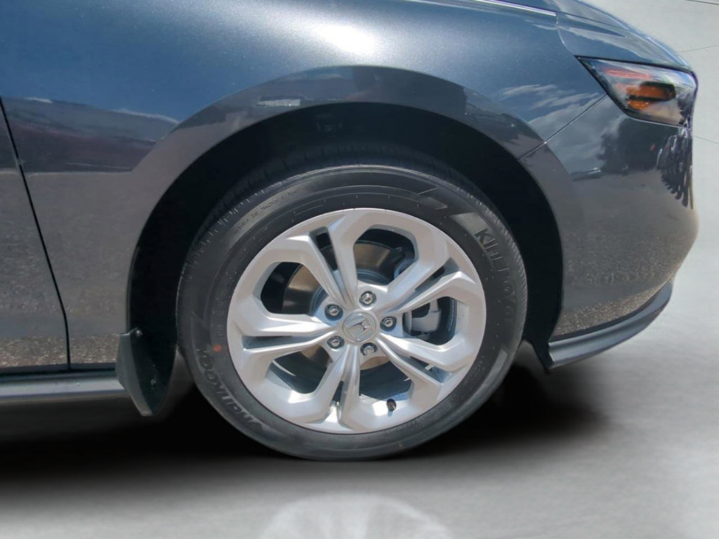 New 2026 Honda Accord LX image 25