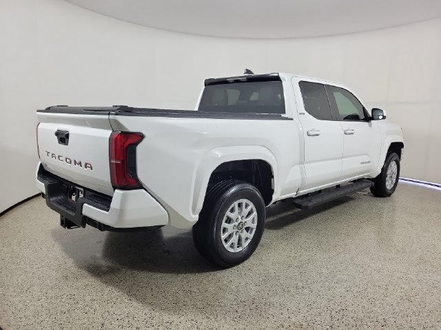 Used 2026 Toyota Tacoma SR5 AWD/4WD image 5