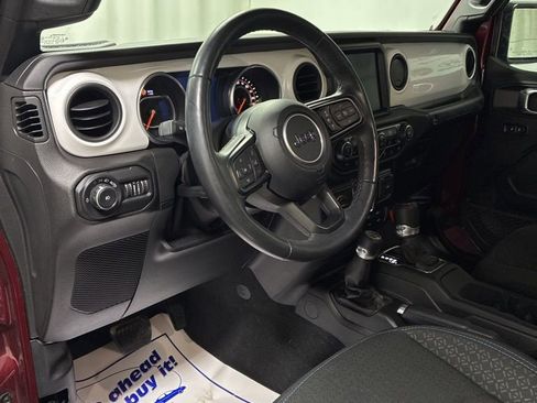 Used 2021 Jeep Wrangler Unlimited Sport AWD/4WD image 11