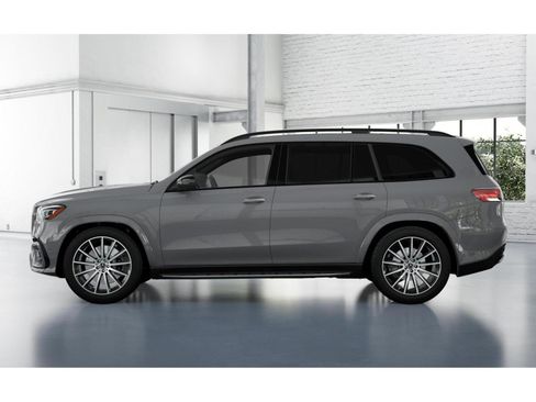 New 2026 Mercedes-Benz GLS 580 4MATIC image 36