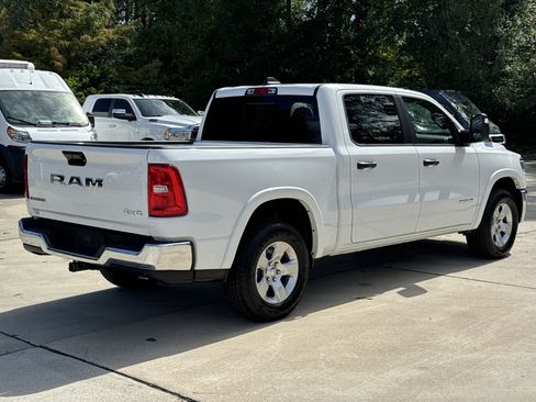 Used 2025 RAM 1500 Big Horn AWD/4WD image 8