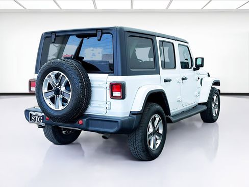 Used 2021 Jeep Wrangler Unlimited Sahara image 4