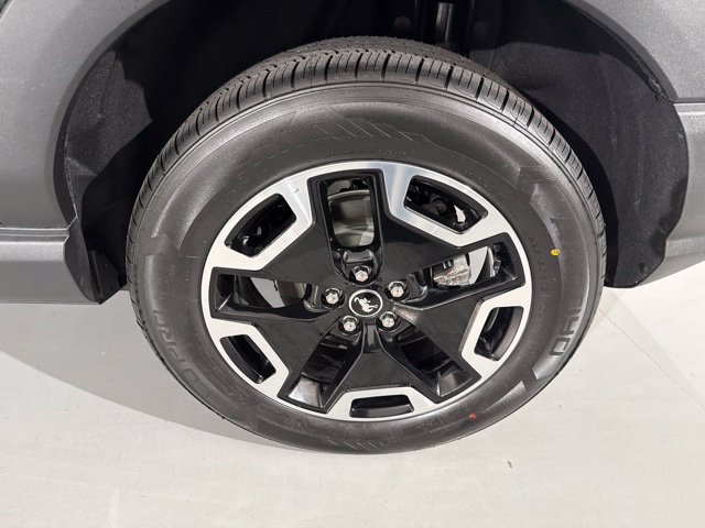 Used 2024 Ford Bronco Sport Outer Banks w/ Tech Package AWD/4WD image 7