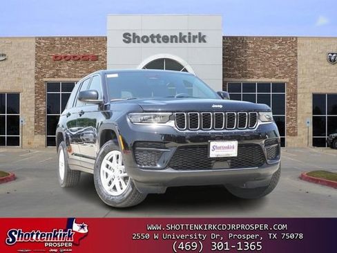 New 2026 Jeep Grand Cherokee Laredo RWD image 1