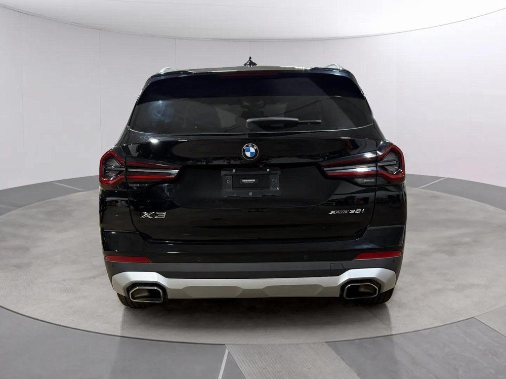 Used 2022 BMW X3 xDrive30i AWD/4WD image 4