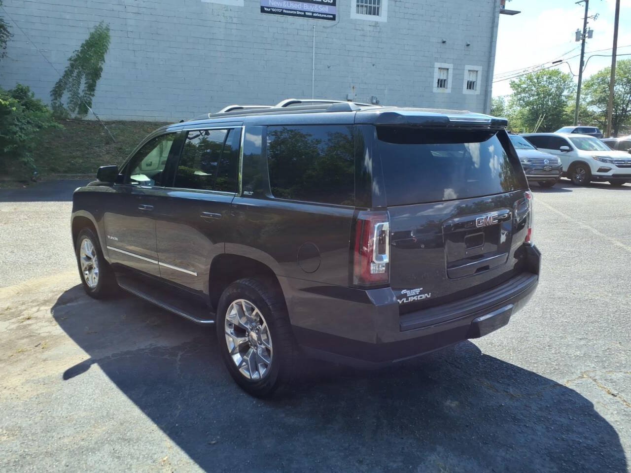 Used 2016 GMC Yukon SLT w/ Open Road Package AWD/4WD image 5