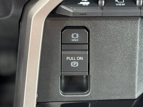 Used 2024 Toyota Tundra Limited AWD/4WD image 19