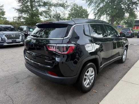 Used 2021 Jeep Compass Sport FWD image 5