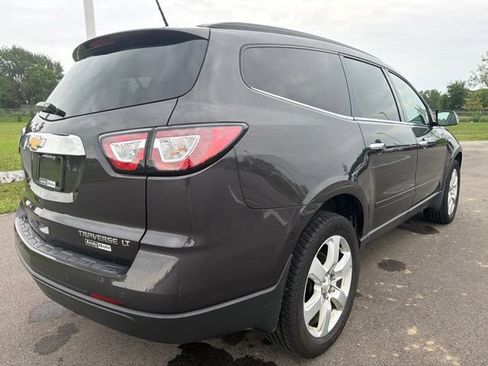 Used 2016 Chevrolet Traverse LT w/ Style and Technology Package FWD image 7