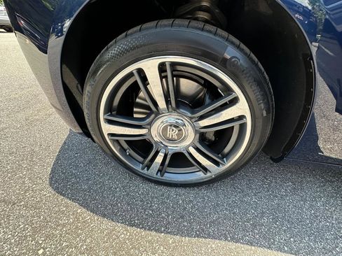 Used 2014 Rolls-Royce Ghost RWD image 43
