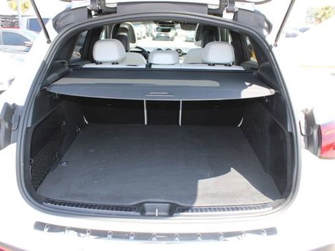Used 2025 Mercedes-Benz GLC 300 image 8