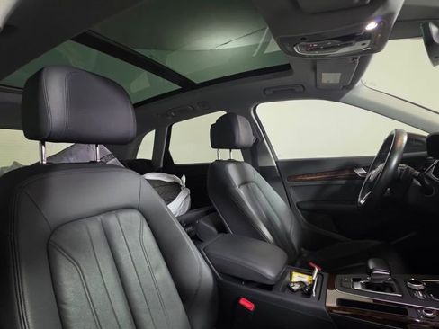 Used 2018 Audi Q5 2.0T Premium Plus w/ Premium Plus Package AWD/4WD image 11