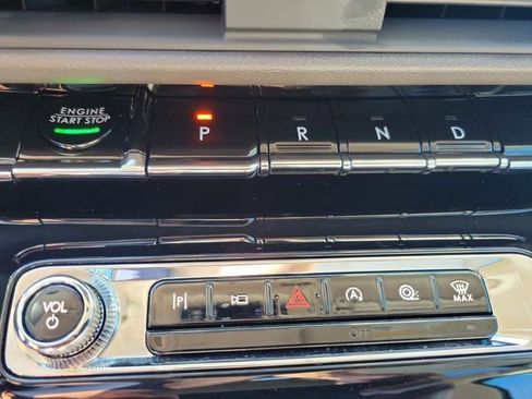 Certified 2023 Lincoln Corsair FWD image 28