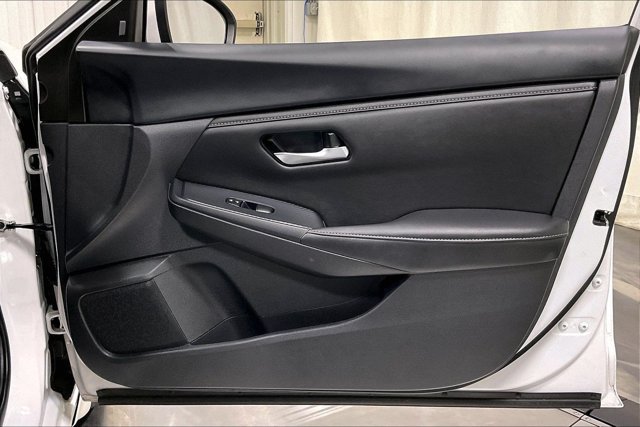 Used 2024 Nissan Sentra SV w/ All-Weather Package FWD image 24
