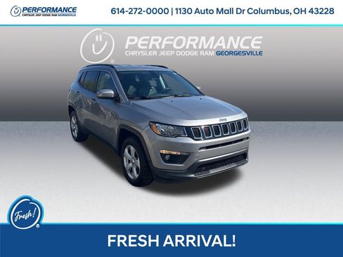 Used 2018 Jeep Compass Latitude w/ Cold Weather Group image 1