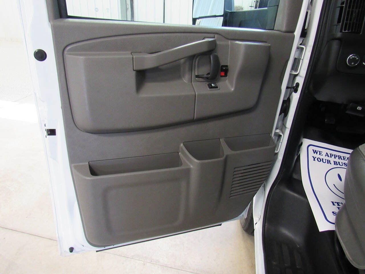 Used 2023 GMC Savana 3500 w/ Power Convenience Package RWD image 38